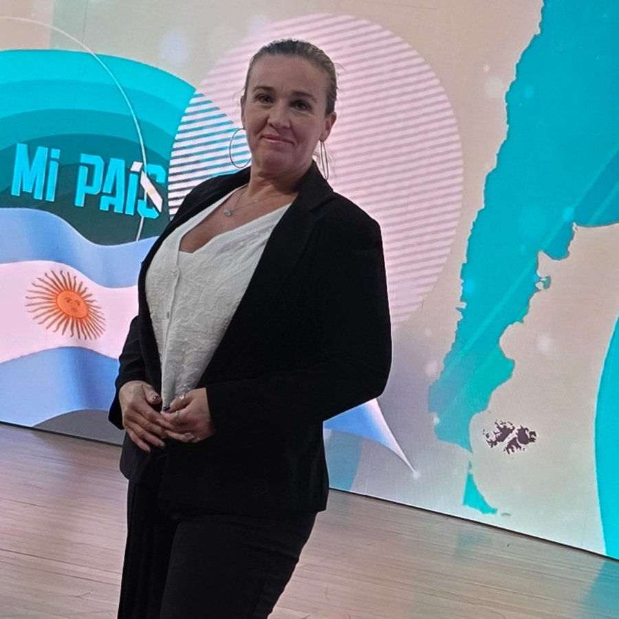 Dra. Farola en el programa Mi País